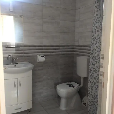 Kaptarko Apartmanhaz * Demjen