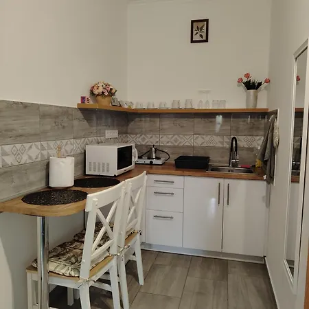 Apartment Kaptarko Apartmanhaz Demjen