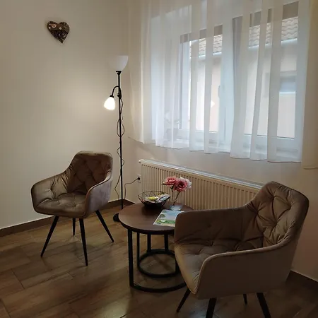 Kaptarko Apartmanhaz *