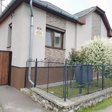 Kaptarko Apartmanhaz Demjén