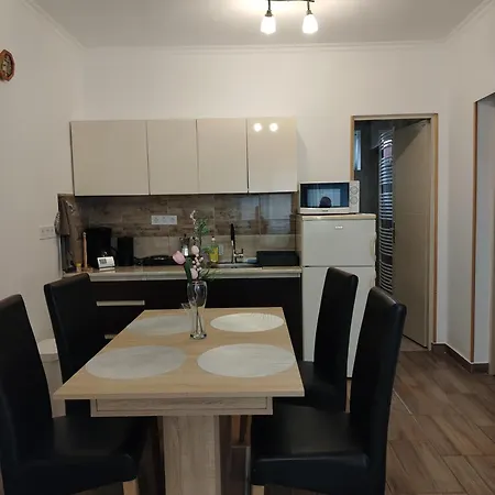 Kaptarko Apartmanhaz