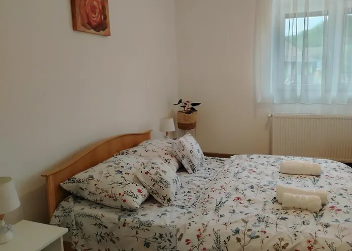 Lägenhet Kaptarko Apartmanhaz *