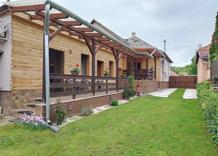 Kaptarko Apartmanhaz Lägenhet